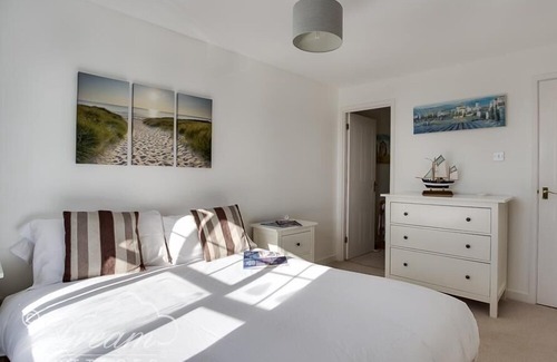Wyke Regis Cottage | Tides Reach, WYKE REGIS
