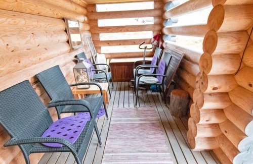 Akaslompolo House | Tievanlaita 10 by Interhome