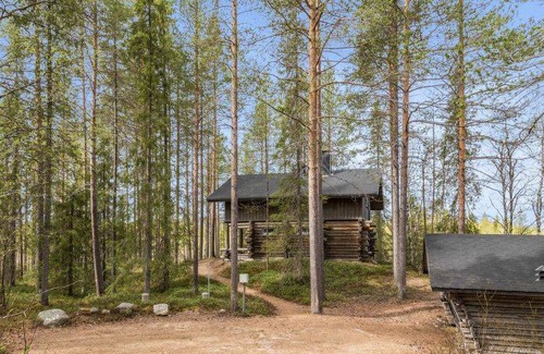 Yllasjarvi House | Tievatupa 1, isompi