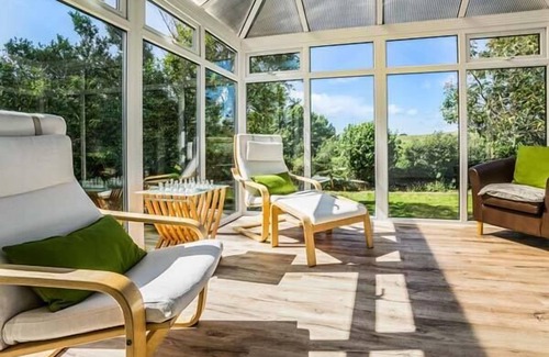 Aultbea Cottage | TIGH NA SITH, pet friendly, country holiday cottage in Aultbea