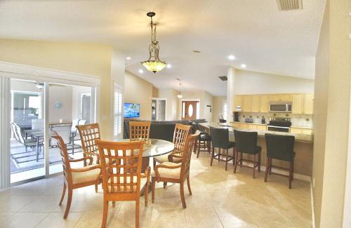 Port Saint Lucie House | Tiki Place