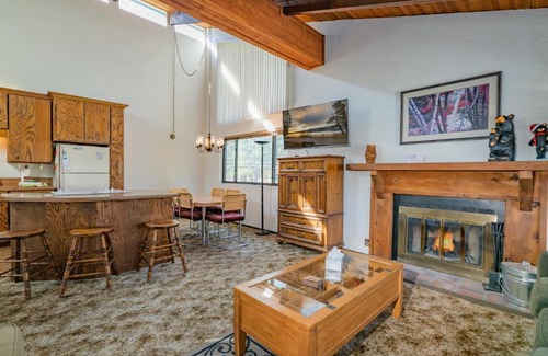 Big Bear Lake House | Timber House