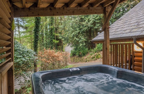 Westleigh Ski Chalet | Timber lodge set in an elevated position with views of the lake.