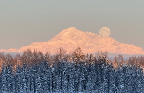 Susitna North Cabin | Timberframe Cabin in the Alaskan Backcountry