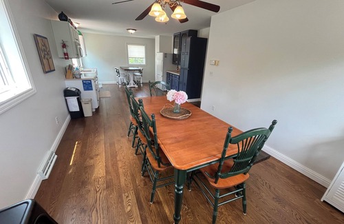 Dyersville House | Timberside - A Getaway for the Whole Group