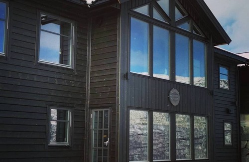 Sogndal Apartment | Timblalodgen, new luxurious cottage. Apartment, 2nd floor
