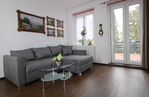 Goerlitz House | Time out in Görlitz - quiet living with terrace, parking & comfort