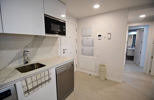 Rivas-Vaciamadrid Apartment | Timeless Elegance in Rivas