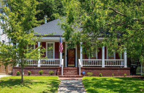 Columbus House | Timeless Midtown Craftsman 2BR, 2BA 15 Mins to Ft Moore