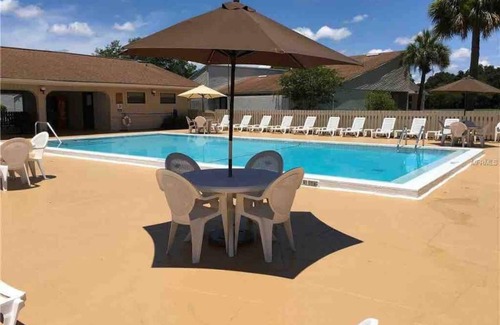 Nichols Condo | TimeOut 2! Spacious 2 bed/2bath condo, Sleeps 6, Pool!