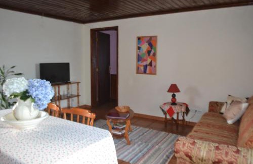 Praia da Vitoria House | TINA 3B - Alojamento Local - RRAL 760
