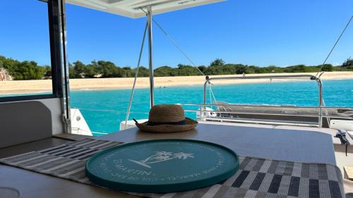 Grand Case House | Tintamarre exclusive dinner and night at anchor