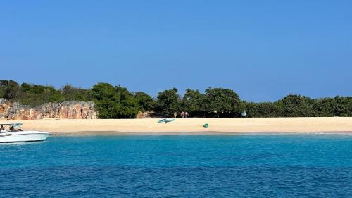 Grand Case House | Tintamarre exclusive dinner and night at anchor