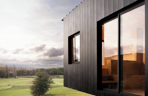 Reillanne House | Tiny Alcôve | Domaine Paradis