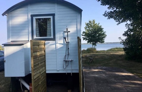 Barkelsby House | Tiny Beach House "Crab"