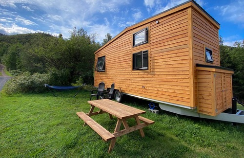 Sight Point House | Tiny Delight Tiny House With Own Beach & Waterfall 7km To Inverness Cape Breton