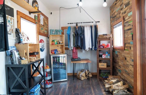 Meeker House | Tiny Home built by Rocky Mountain Tiny Homes in Durango, Colorado. It contains a Queen bed in a loft with stairs. Sleeps: 2 Pets: Max 2 Please note, this home does have a sleeping area in a loft. If you require an accommodation with more accessibilit