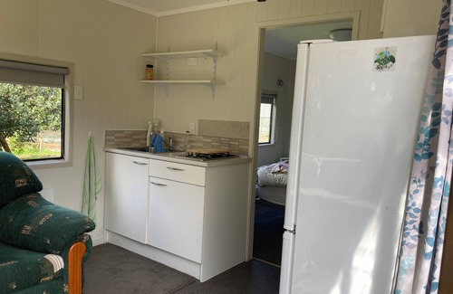 Kaitake House | Tiny Home set in a peaceful, natural avocado orchard close to beach and village.