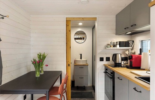 Caputh House | Tiny Home 'Tiny House Nr 6' with Private Terrace, Wi-Fi and Air Conditioning