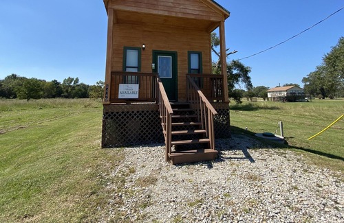 Cleveland Cabin | Tiny Home with lake, trails, and more