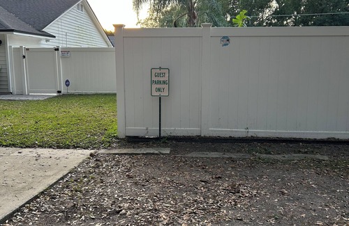 Conway Apartment | Tiny House 1-bedroom apartment in beautiful Orlando with AC