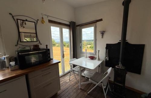 Champsac House | Tiny house bord de l'étang - Iri