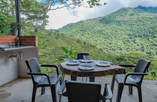 Papare Ski Chalet | Tiny House en la Sierra Nevada de Santa Marta. Paraíso de la Sierra