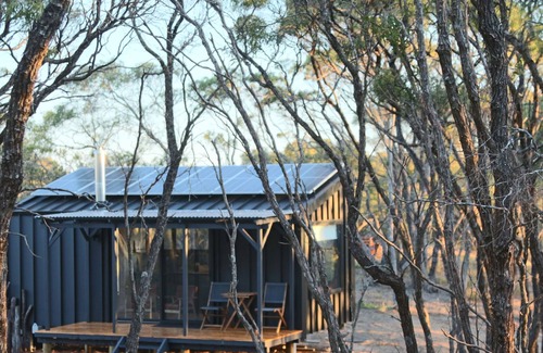 Scott River East House | Tiny House in beautiful and rare location near the coast