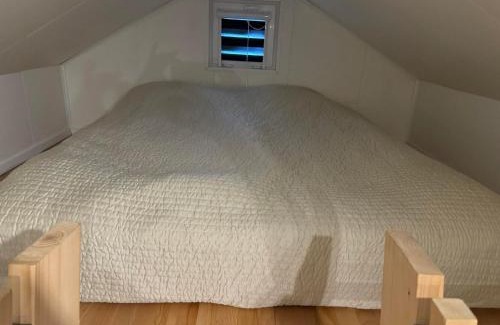 Vassbo House | Tiny house med lantligt läge
