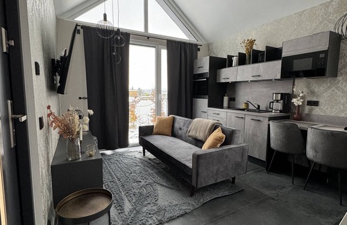 Lobnitz House | Tiny House Oskar am See mit Privatstrand 4 Personen