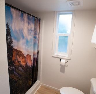 Groveland Resort | Tiny House Village Yosemite-Blanca