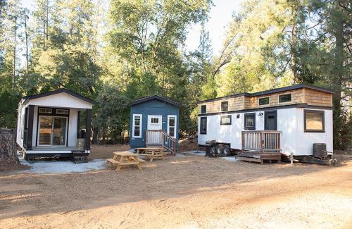 Groveland Cabin | Tiny House Yosemite