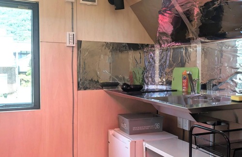 Kurahashi Cottage | Tiny House ZEN A seaside hut in the middle of the /Kure Hiroshima