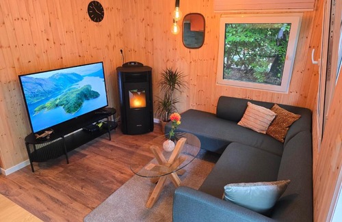 Lanaken Other | Tiny Lodge met prive Jacuzzi