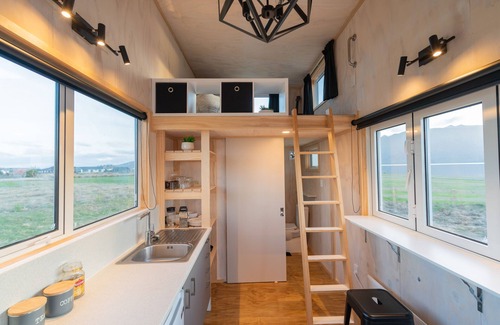 Te Anau House | Tiny Piece of Paradise - Te Anau Tiny House
