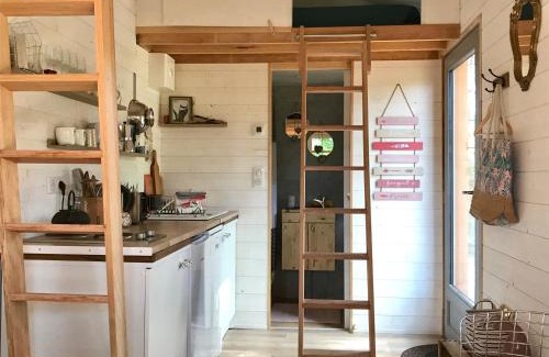Saint-Quentin-les-Beaurepaire Cabin | Tiny Stay - Ecolodge