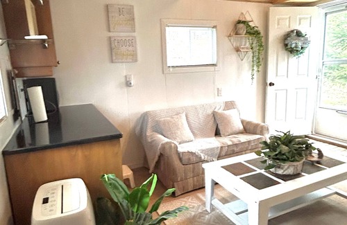 Plympton-Wyoming Cottage | Tiny Treasure/River/Beach/Paddleboard/Bikes/BBQ/Firepit