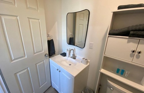 Odessa Apartment | Tinyhouse with AC and laundry area. Near Ector County Coliseum
