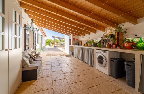 Abris House | Tip! Private vacation home in an exclusive location! Rest assured!