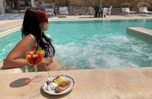 Ostuni Villa | Tipico Casale rurale anni 60 di 130 mq. della Valle D'itria