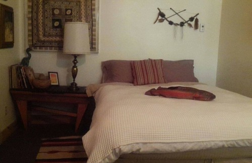 Winamac Cabin | TIPPECANOE ROOM Individual Rental. 1 QUEEN BED, 2 GUESTS ONLY ROOM