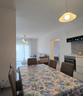Vlore Apartment | Tirent Apartment-Bright & Airy 2BR Vlora Flat