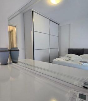 Vlore Apartment | Tirent Apartment-Bright & Airy 2BR Vlora Flat