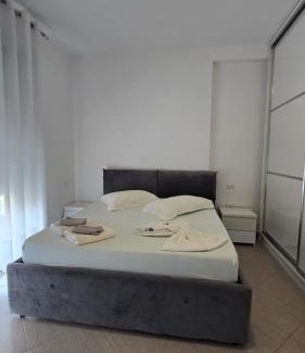 Vlore Apartment | Tirent Apartment-Bright & Airy 2BR Vlora Flat