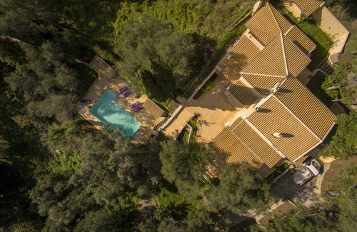 Limni House | TITANIA-Luxurious Holidays by the Pool at IL Giardino Segreto Di Prospero