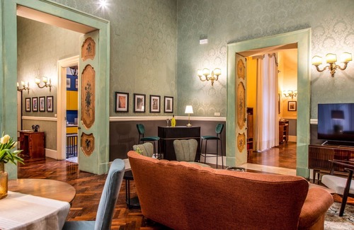 Naples City Centre Apartment | TLS - Luxury Suite Courts