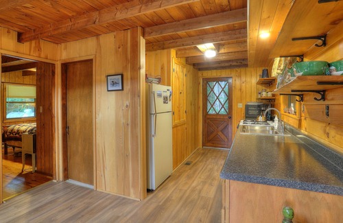 Rangeley Cabin | Tmakwa - You will love this little cabin - and it's sandy beach in the summer