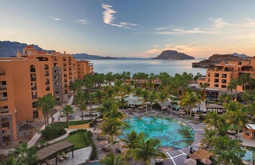Loreto Condo | tnElite 5 Star Ocean Front Vacation Properties at Villa Del Palmar