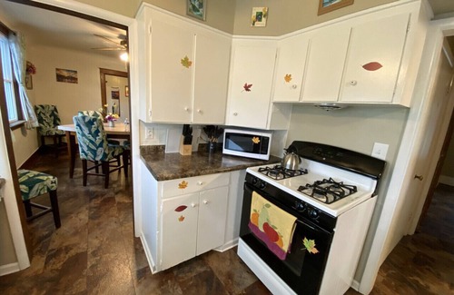 Davison Apartment | TNT Suite, Downtown Retreat