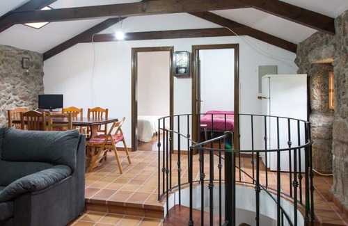 Covelo House | To Porteliña 15 minutes from the outdoor hot springs of Rivadavia